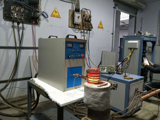 A soldadura de soldadura 45A IGBT aparafusa a máquina de aquecimento da indução