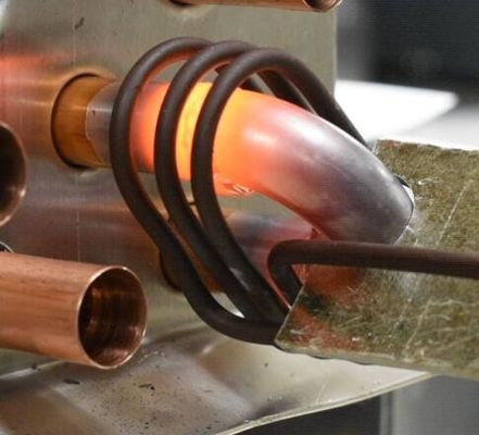 Máquina de aquecimento de alta frequência da indução 50KW para o forjamento de solda de derretimento
