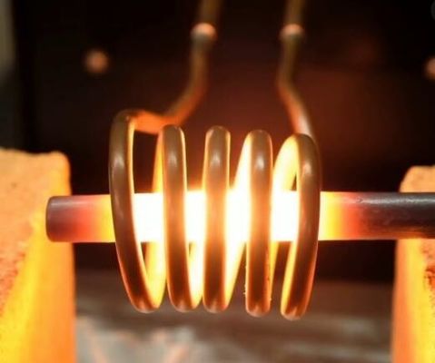 Máquina de alta frequência elétrica do dispositivo da fornalha do aquecimento de indução para o forjamento