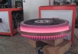 Aquecimento de indução do eixo de engrenagem 320A da frequência média que endurece-se extinguindo o equipamento